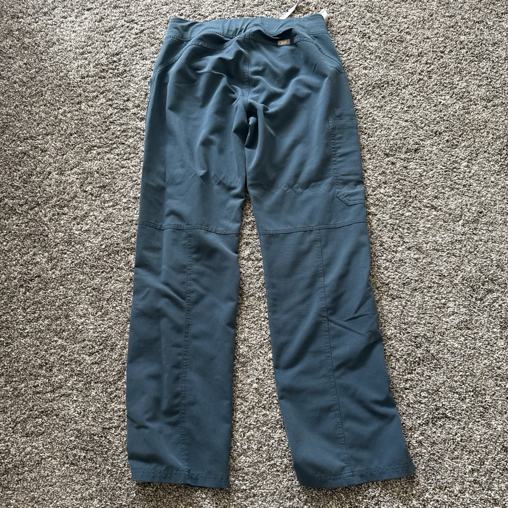 Figs Women's Deep Blue Scrubs set - Picture 6 of 6